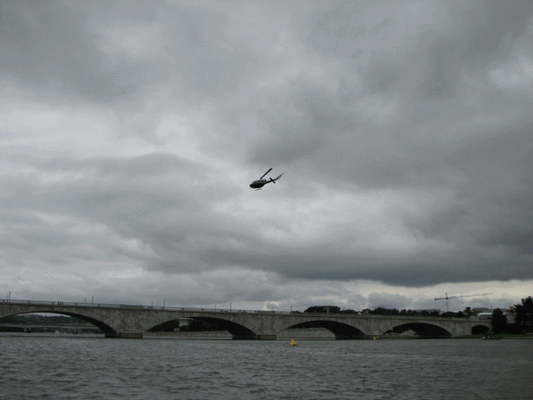 Image Ned_Ann_and_Mike_go_to_DC_on_the_boat_2009_5.gif for directory Ned Ann and Mike go to DC on the boat 2009