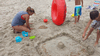 Image 129 (Beach_2015_47_small.gif) for directory Beach 2015.